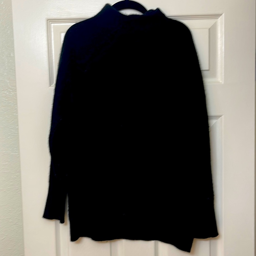 Small Black Cashmere Sweater